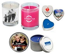 Soy wax candles as a holiday gift for your employees and volunteers