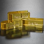 Goal Setter Block - Golden