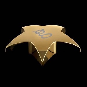 Hollister Star Paperweight - 4 in. Gold 