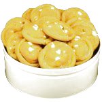 White Chocolate Macadamia Nut Cookies In Regular Size Gift Tin