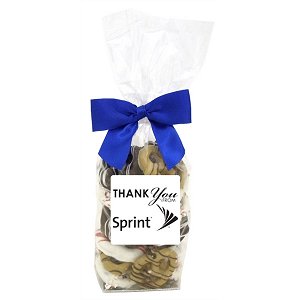 Holiday Chocolate Pretzel Grahams in a Decorative Gift Bag (24) 