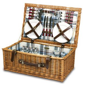 'Newbury' Picnic Basket, (Navy & Maroon Plaid) 